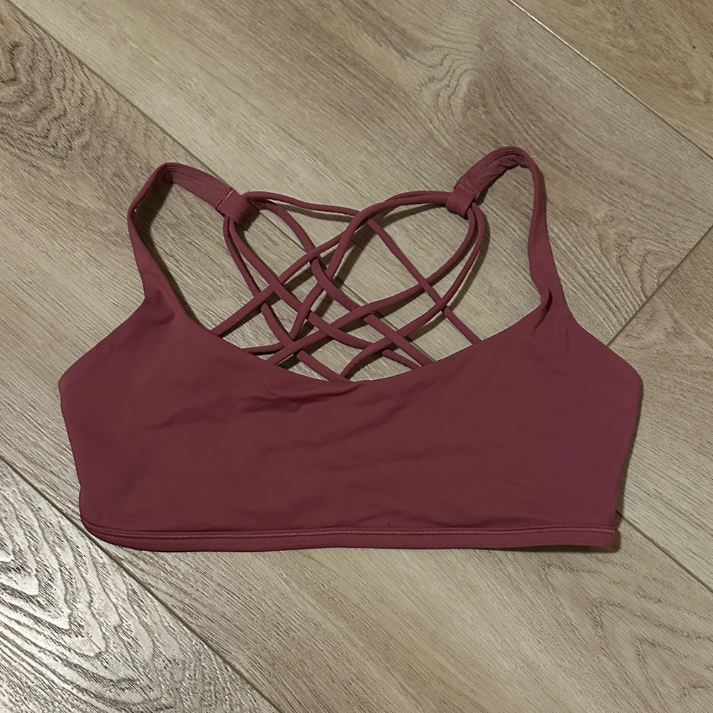 Lululemon Free to Be Bra 10